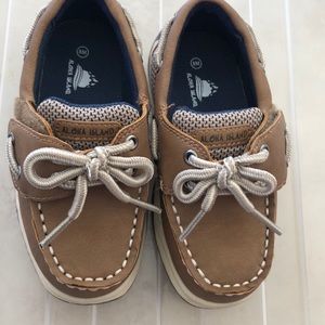 Khaki boat shoes 8m boys